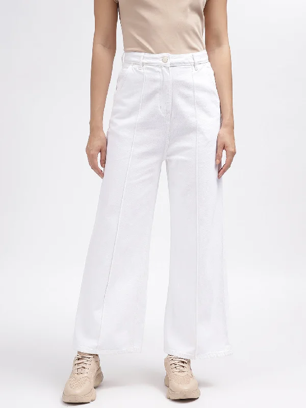 Elle Women White Solid Flared Jeans